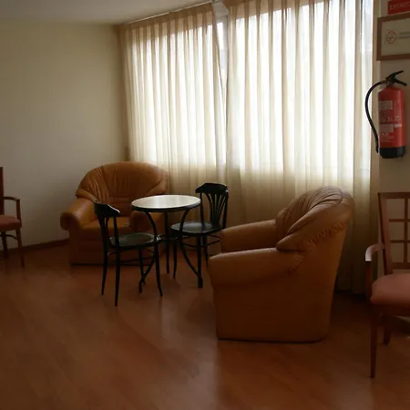 Otel Mayna