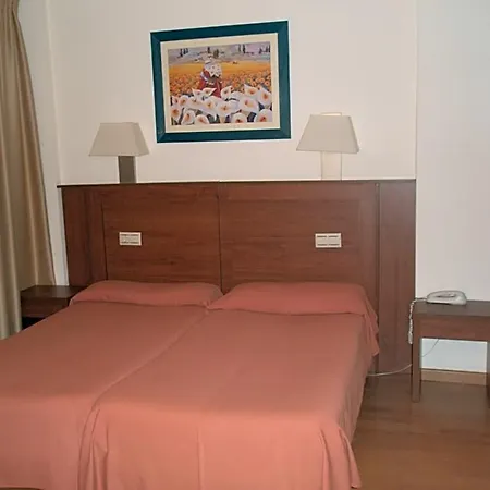 Mayna Ξενοδοχείο 2*