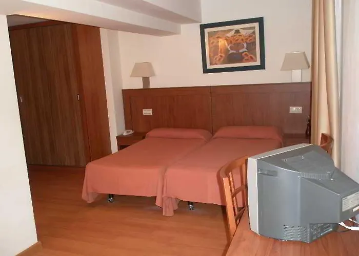 Ξενοδοχείο Mayna Μπένιντορμ